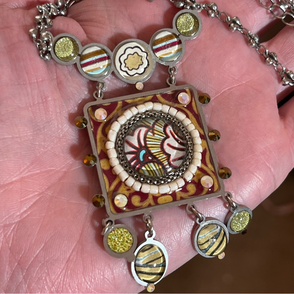 VGUVC Yoolles Estate Multicolor Silver Pendant Necklace w/Gold & Red Accents - Picture 13 of 15
